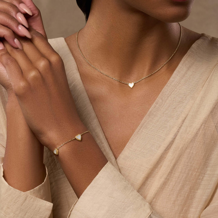 Heartfelt Gratitude Mother of Pearl Heart Gold Bracelet