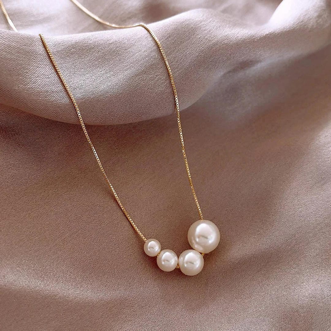 Exquisite Pearl Elegant Necklace
